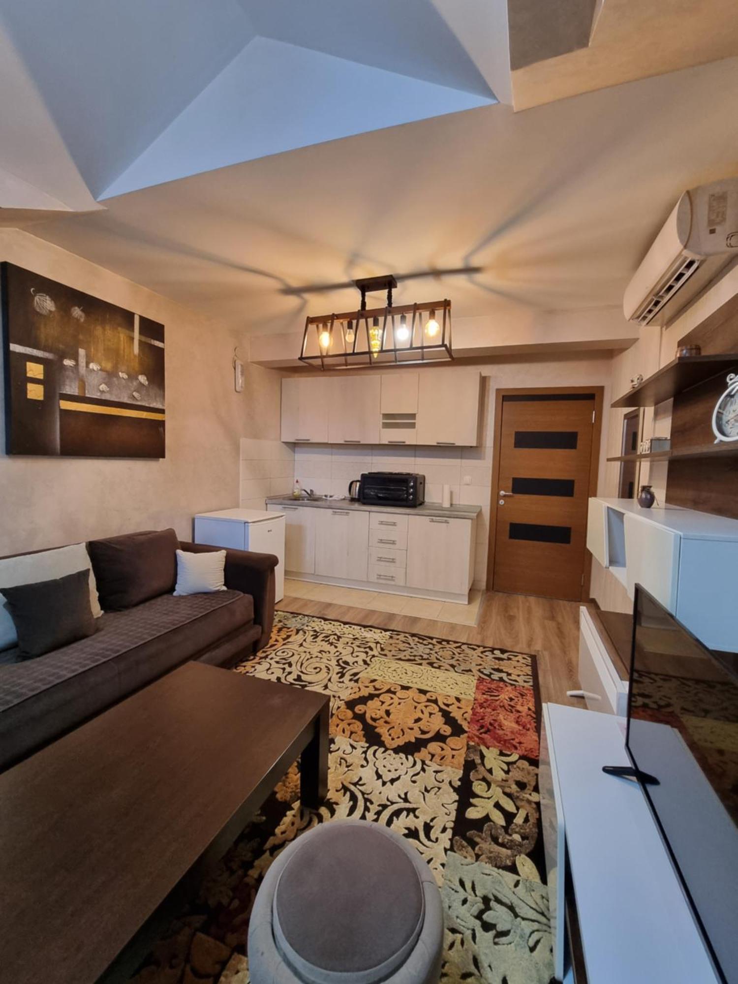 Avio Apartmani 2018 Novi Pazar Rum bild